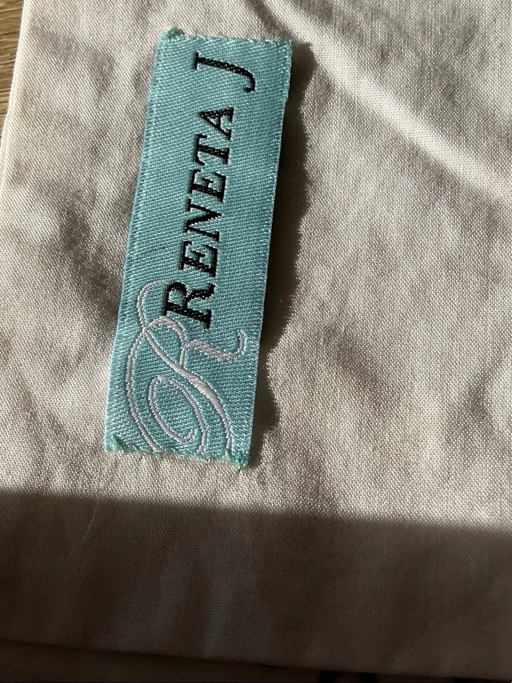 N/A stylish white